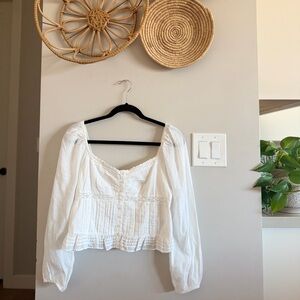 American Eagle Outfitters White Peasant-Style Button Front Blouse, Size S